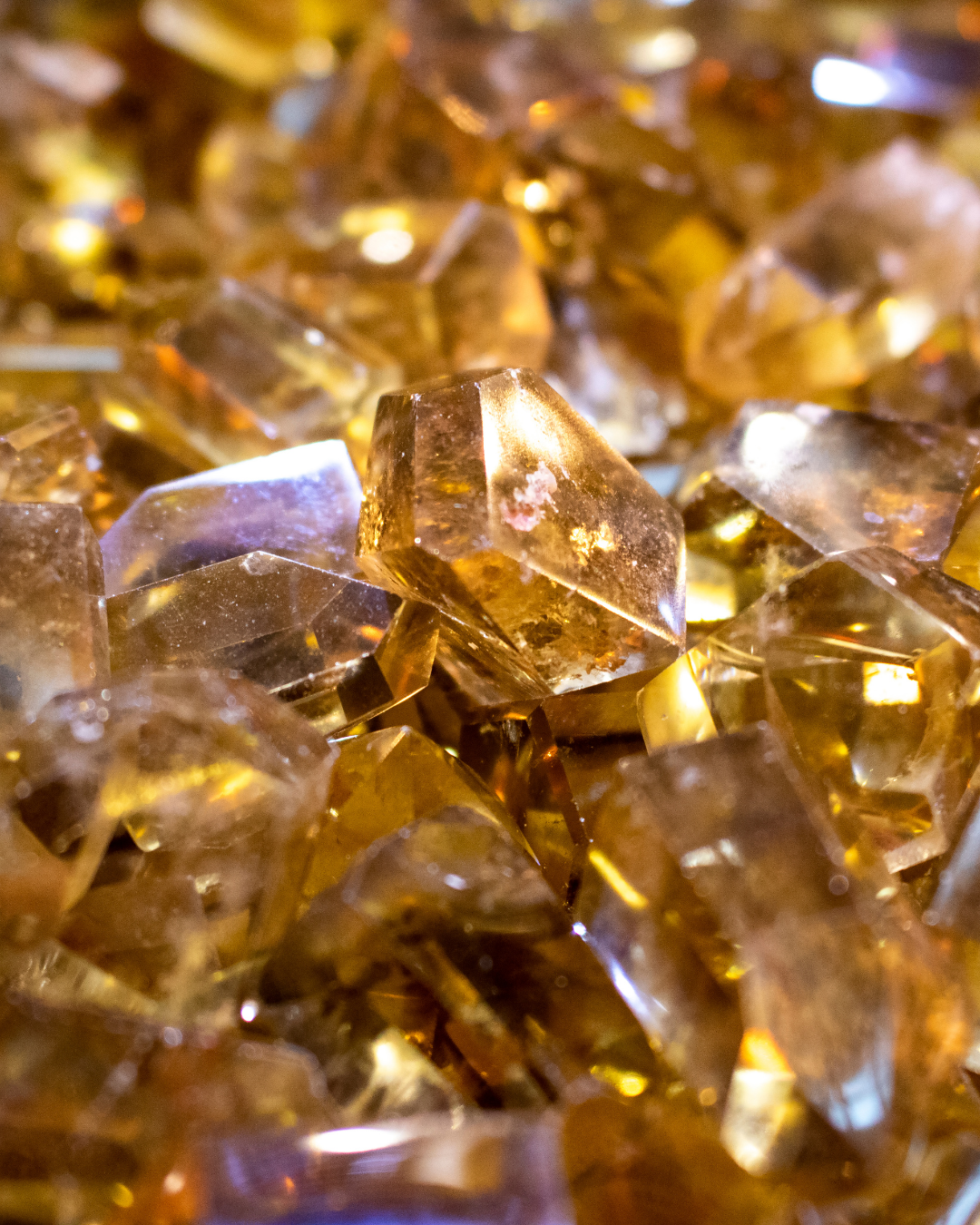 Citrine vertus : une pierre naturelle pour l’énergie et la positivité