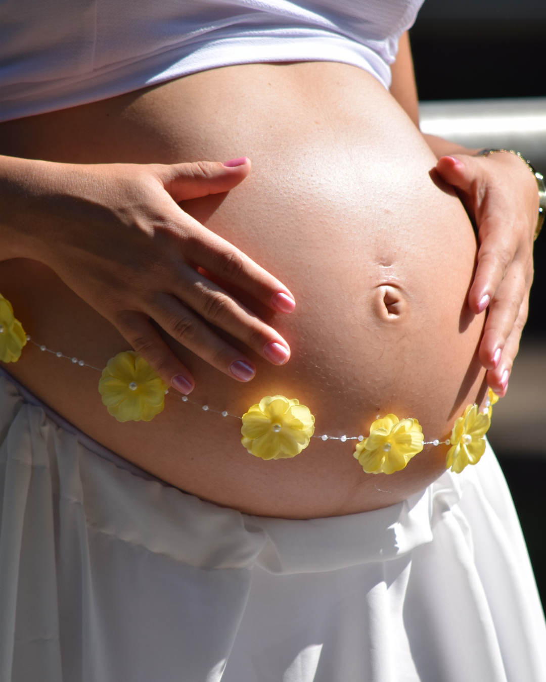 La lithothérapie enceinte : vivre sa grossesse en conscience grâce aux pierres naturelles