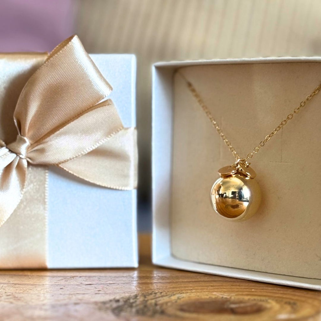 Bola personnalisé plaqué or avec 2 intiales