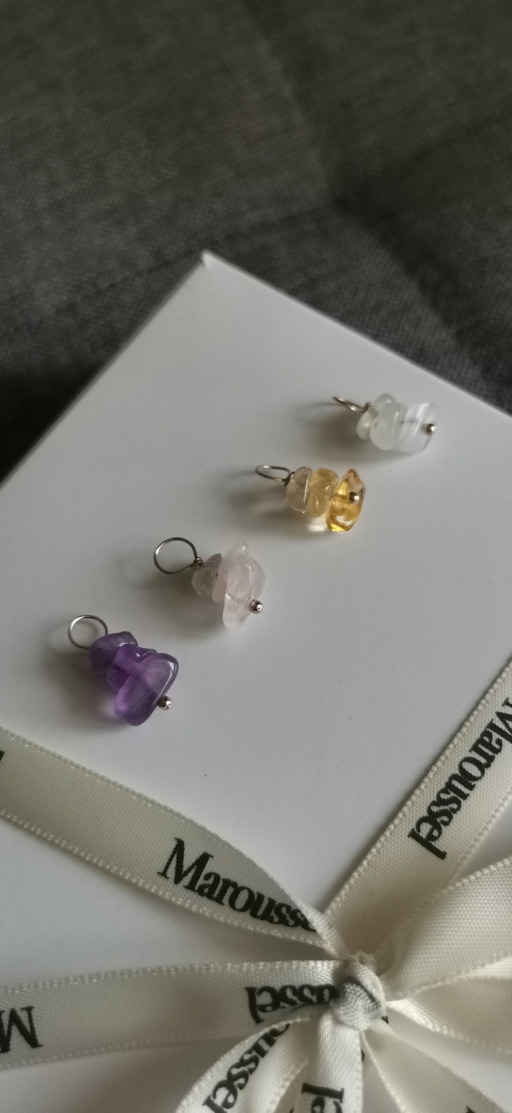 Bola de grossesse argent avec 4 pendentifs en pierres naturelles